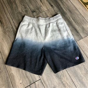 Men’s Champion gray ombre shorts. Size small